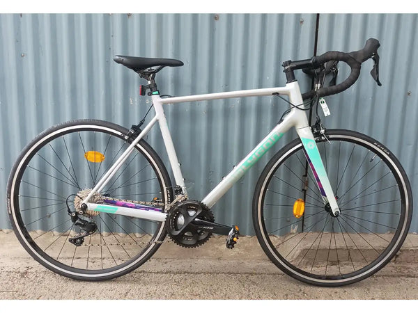 Shop Polygon Strattos S5 White Shimano 105 2x11-Road Bike