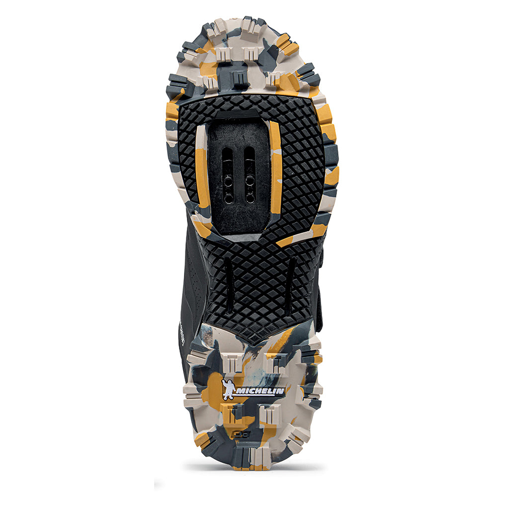 Shop Northwave Enduro Mid 2 Shoes(Black/Camo)  Online in India | United By Cycling