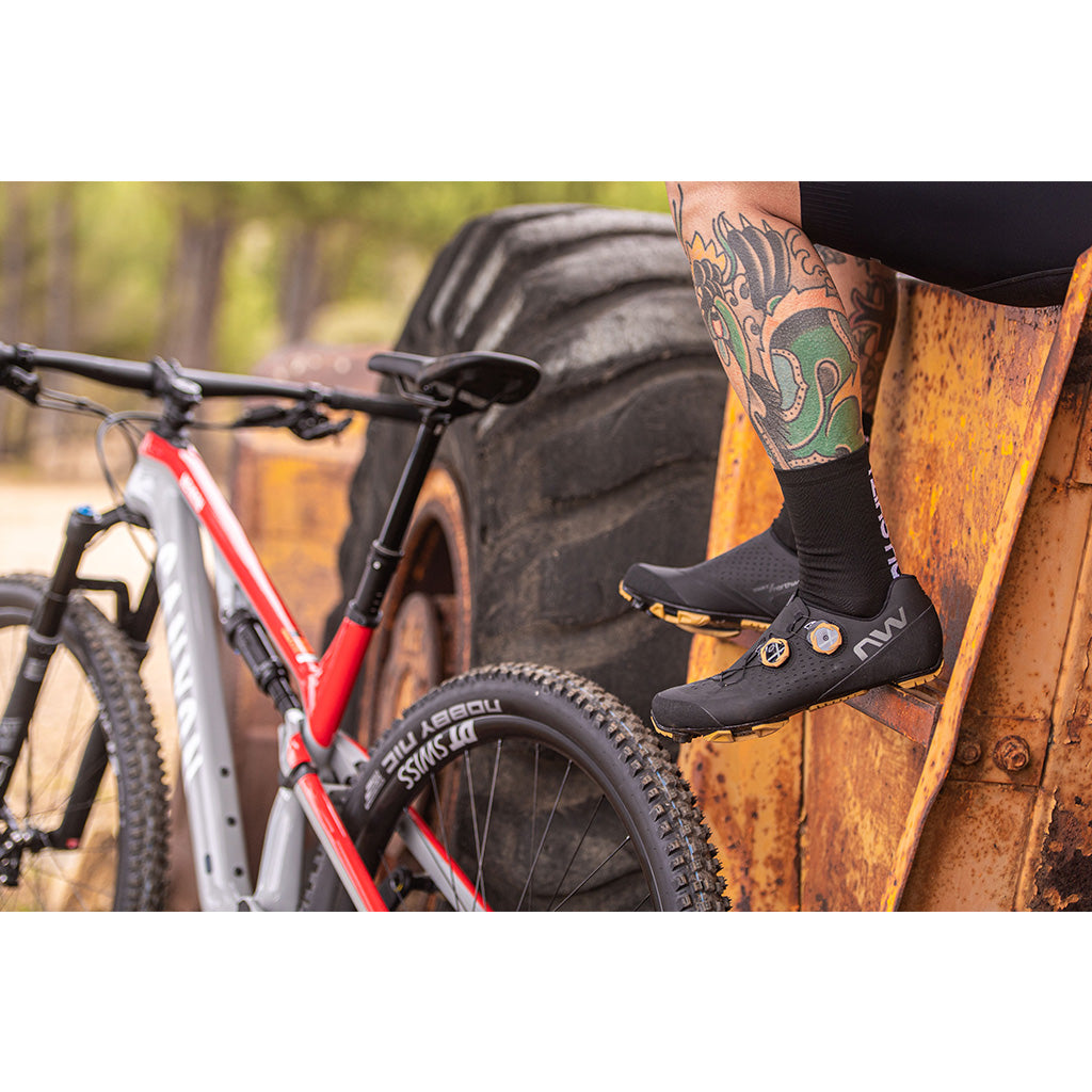 NORTHWAVE OH SHIT SOCKS (BLACK)