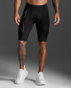 Close-up front view of the 2XU Light Speed Compression Shorts in Black/Black Reflective.