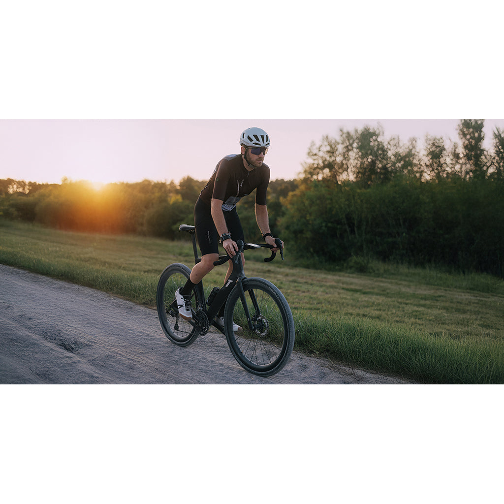 Santini Cargo Bibshorts, Black, reflective back-of-leg detail.