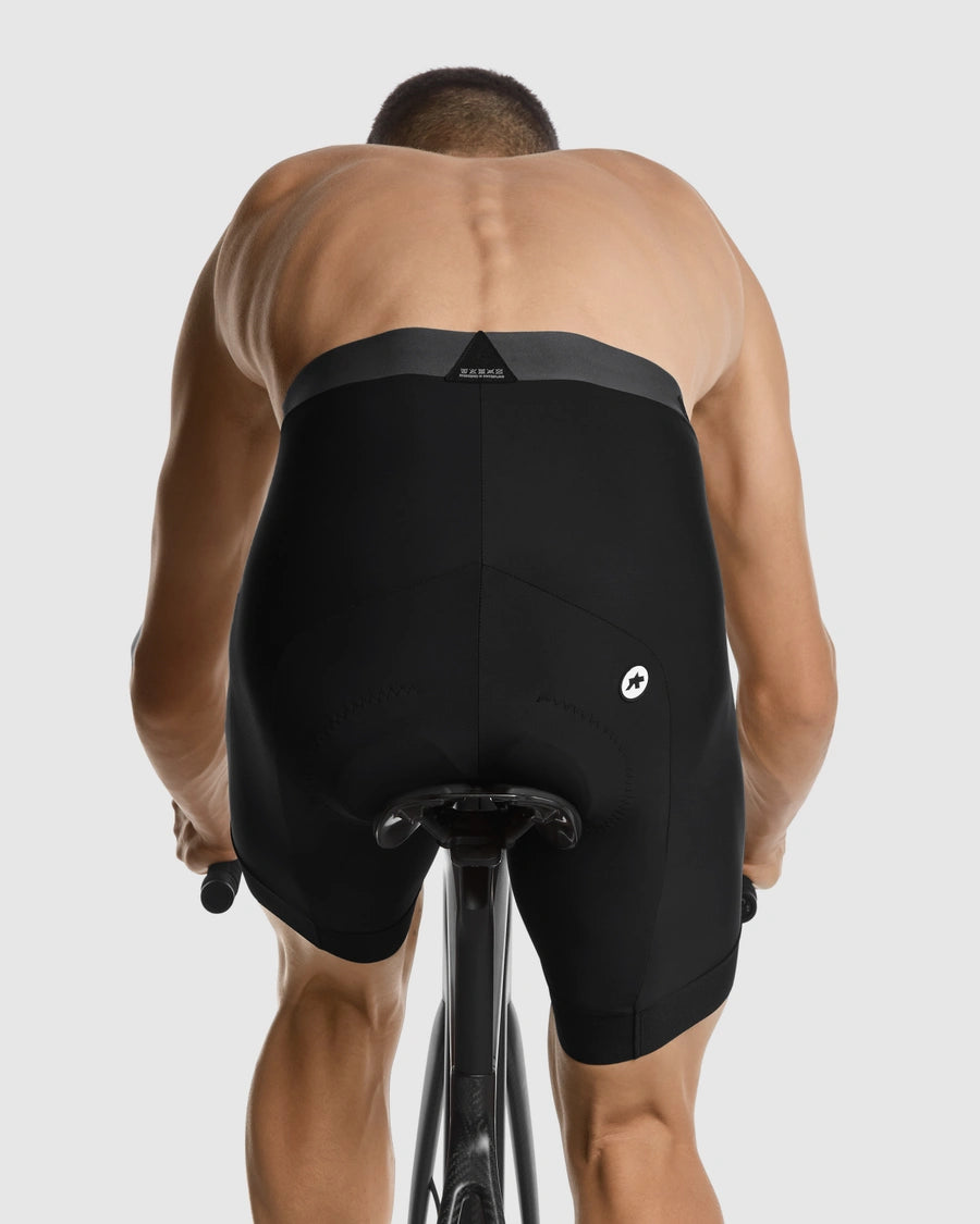 ASSOS MILLE GT Half Shorts C2 rear view