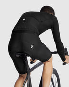 ASSOS MILLE GT LS S11 Raw-Cut Sleeve Detail