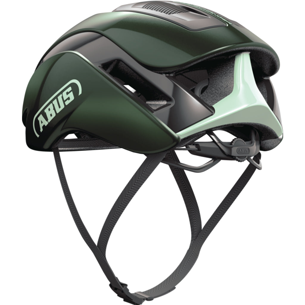 Helmet showing AirBoost inlet and rear cooling design
