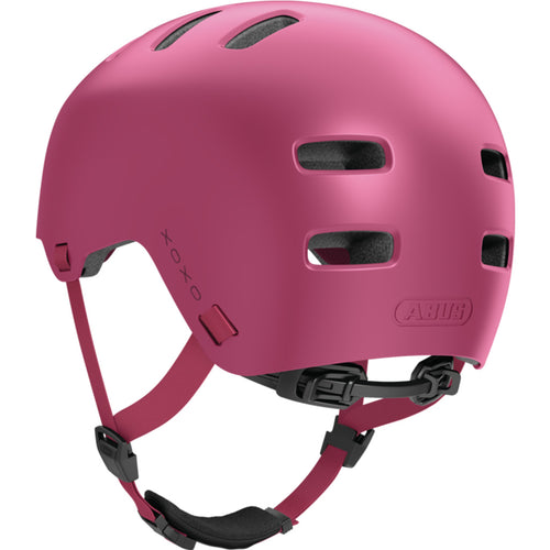 Abus Xoxo helmet featuring Zoom Slide adjustment system