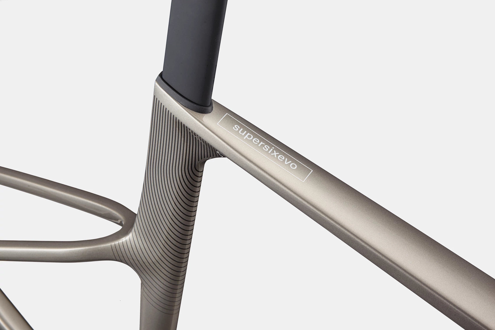 Cannondale SuperSix EVO Carbon Meteor Gray racing frame close-up