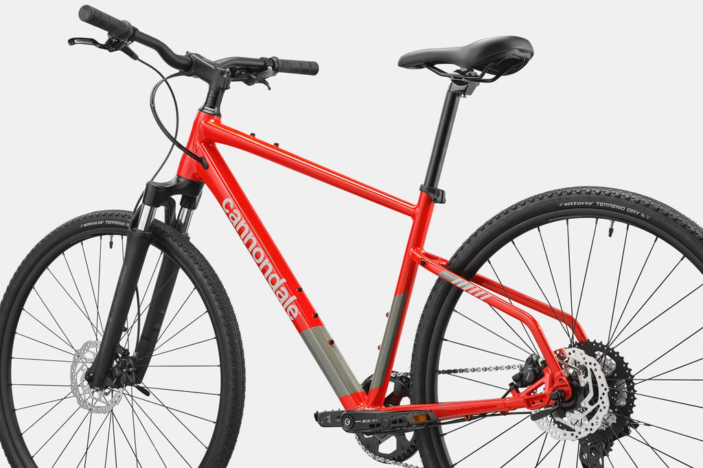 Side profile of Cannondale Quick CX 3 Rally Red bicycle