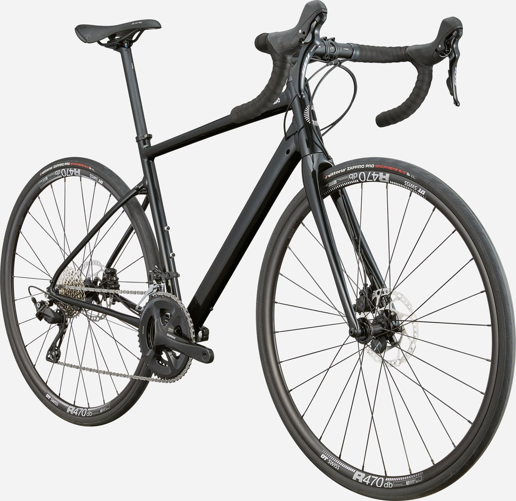 Cannondale Synapse 1 Black endurance bike with carbon fork and alloy frame