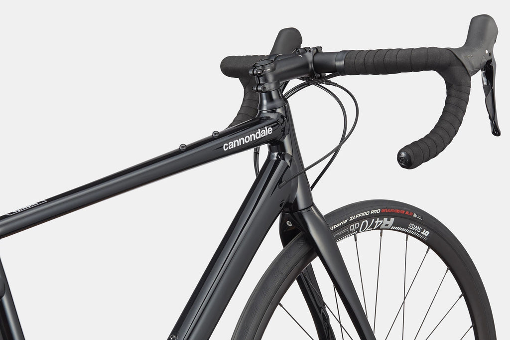 Cannondale Synapse 1 alloy road bike with Vittoria Zaffiro Pro tires