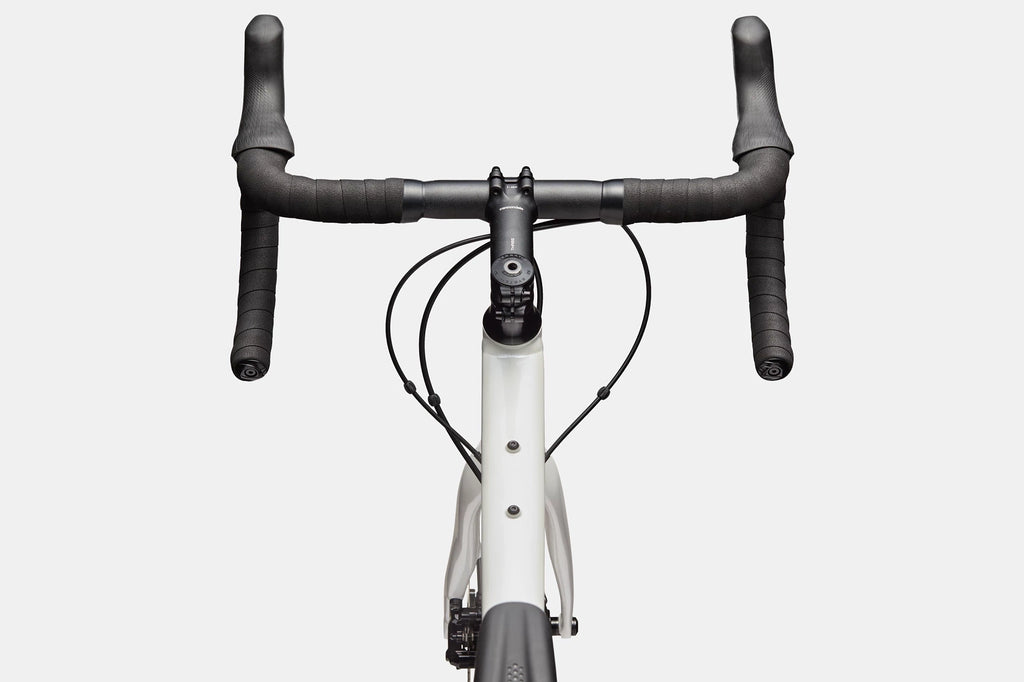 Cannondale Synapse 1 Cashmere Shimano 105 drivetrain detail
