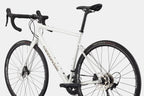 Cannondale Synapse 1 Cashmere road bike with SmartForm C2 Alloy frame