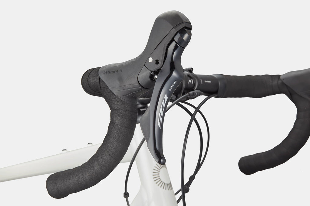 Cannondale Synapse 1 Cashmere lightweight road bike with hydraulic disc brakes