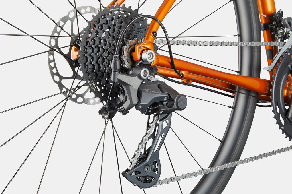 Cannondale Synapse 2 Tiger Eye with Shimano CUES 2x10-speed groupset