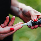 Dynamic Carbon Assembly Paste preventing slipping on a bicycle handlebar