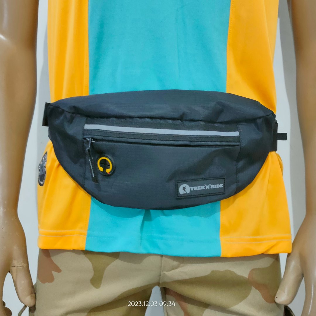 Lightweight polyester bike waist bag for cycling and running