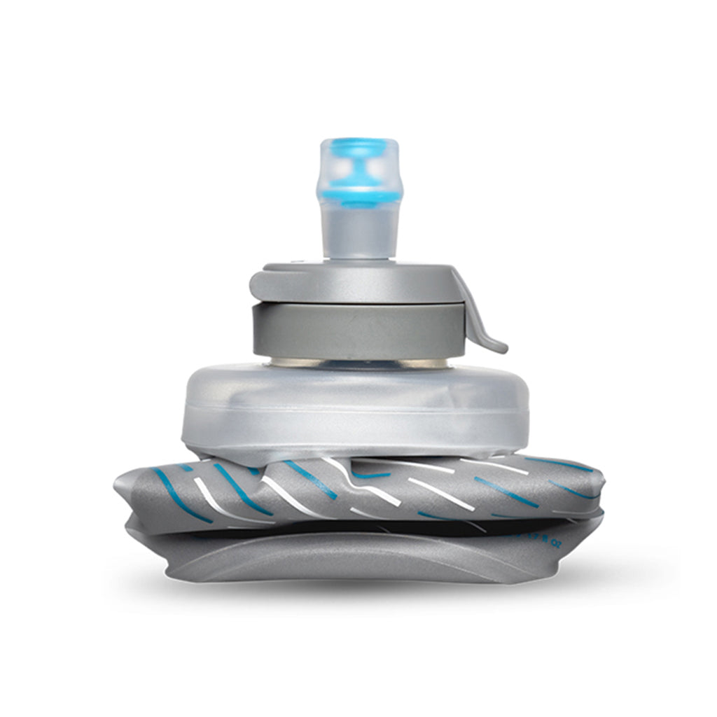 The Hydrapak Skyflask IT Speed 500ml is displayed both folded and partially flexed, illustrating its packability and adaptability