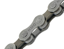KMC HV500 7-speed bicycle chain in grey and brown for a smooth and efficient ride.

