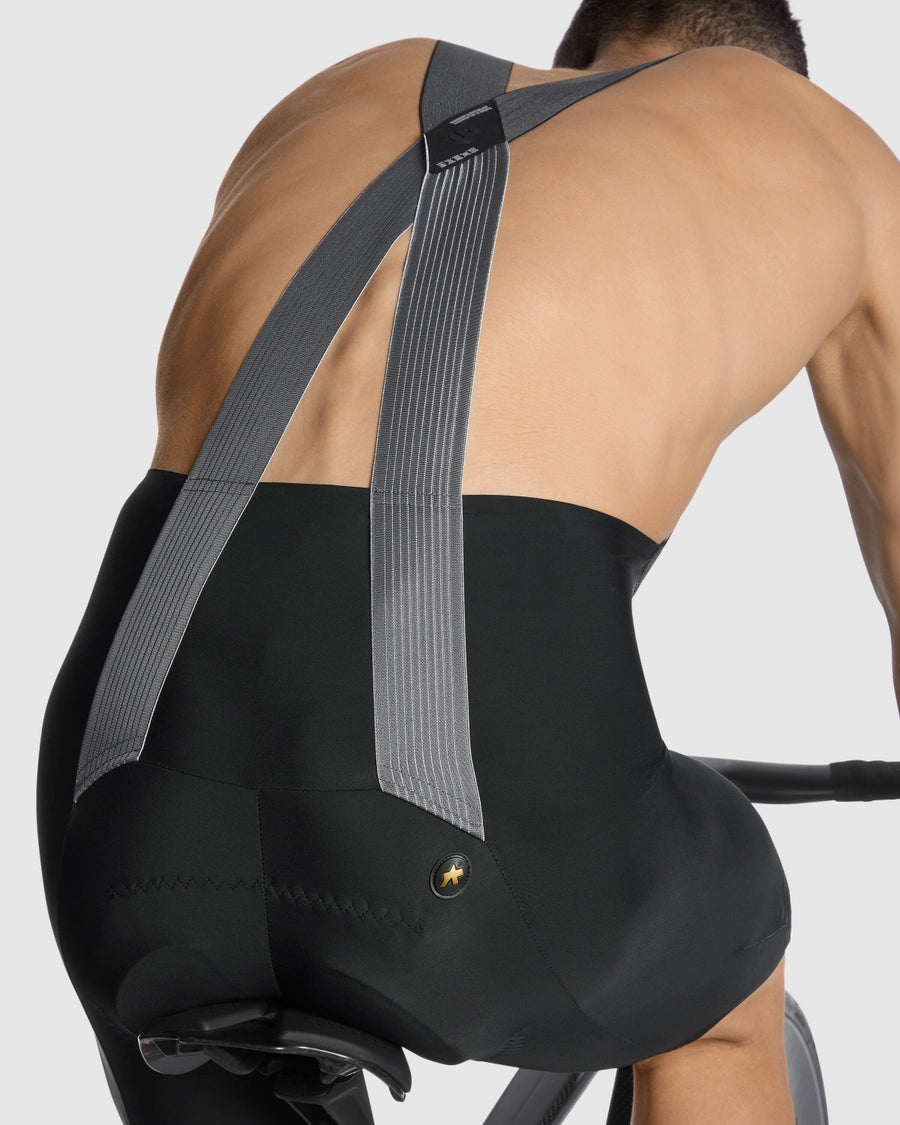 ASSOS C2 bib shorts with rollBar strap construction