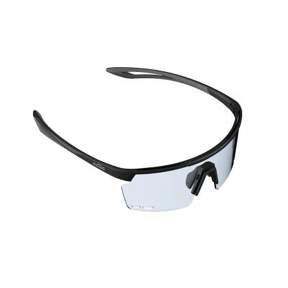 Magicshine Rouler Night Vision lens demonstrating enhanced contrast in low-light conditions, perfect for evening cycling and sports.