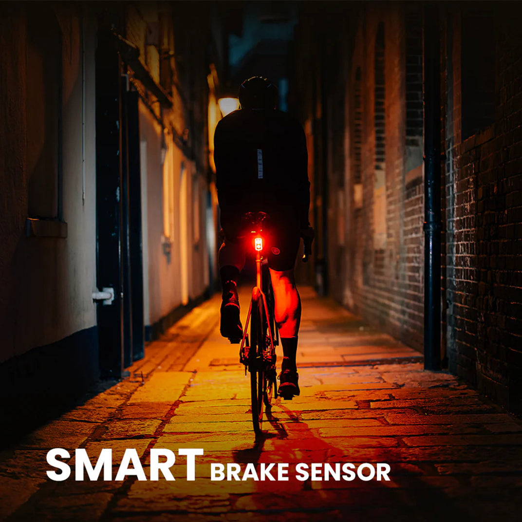 Magicshine SEEMEE 400 rear light connected to Garmin bike computer