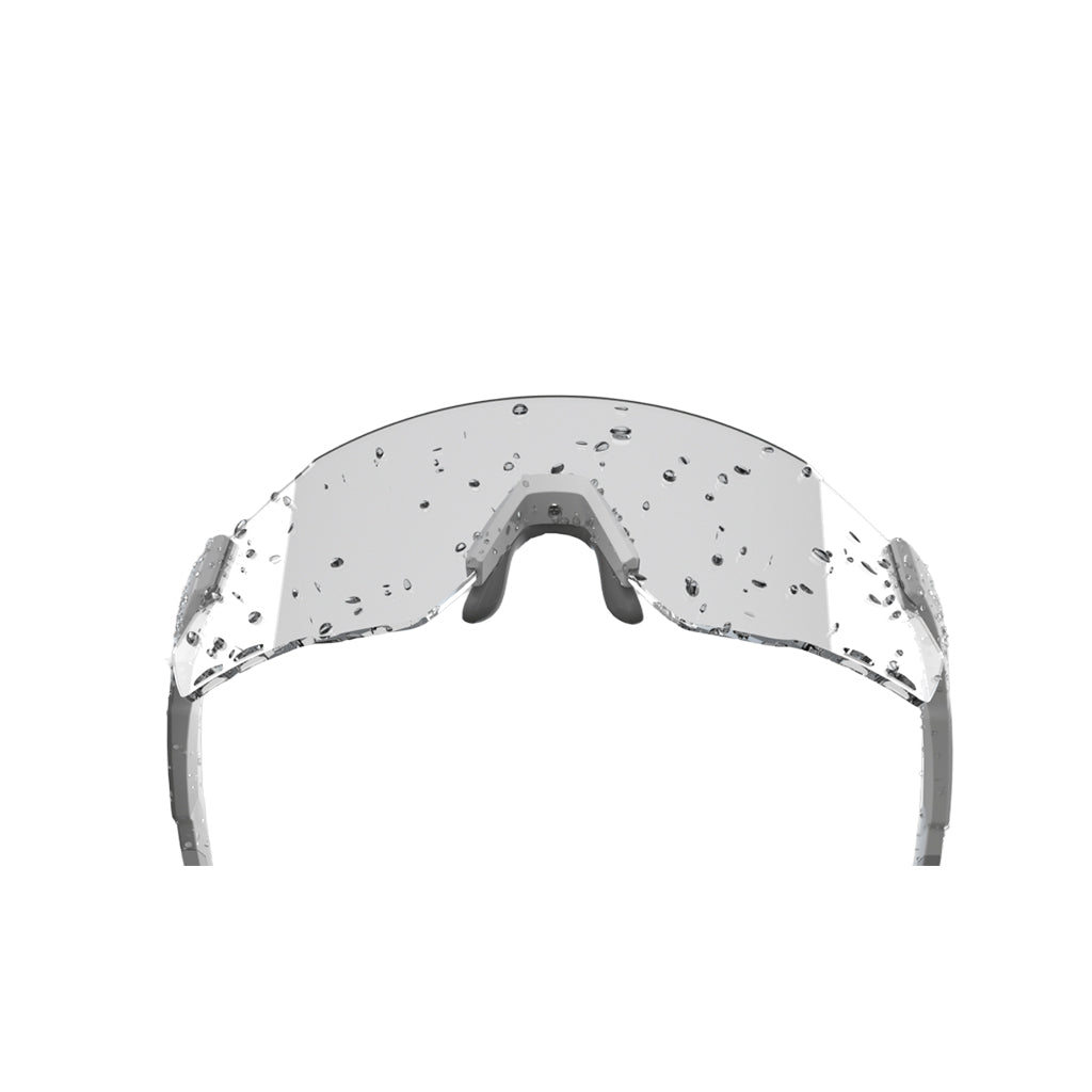 Professional cycling sunglasses with photochromic lens