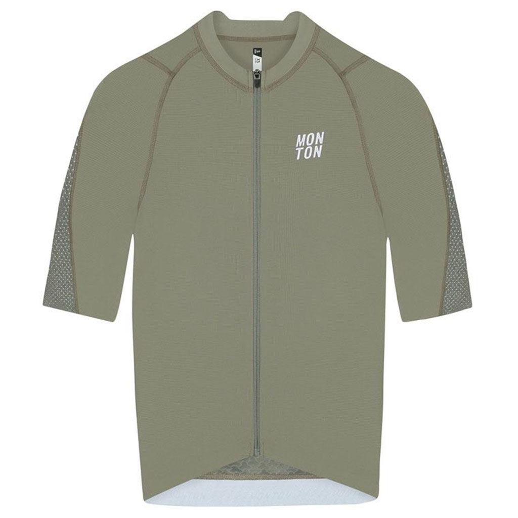 Traveler Series cycling jersey fabric texture close-up