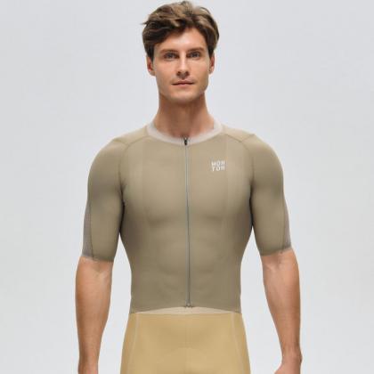 Mini Grid ventilation fabric on Monton Traveler Jersey