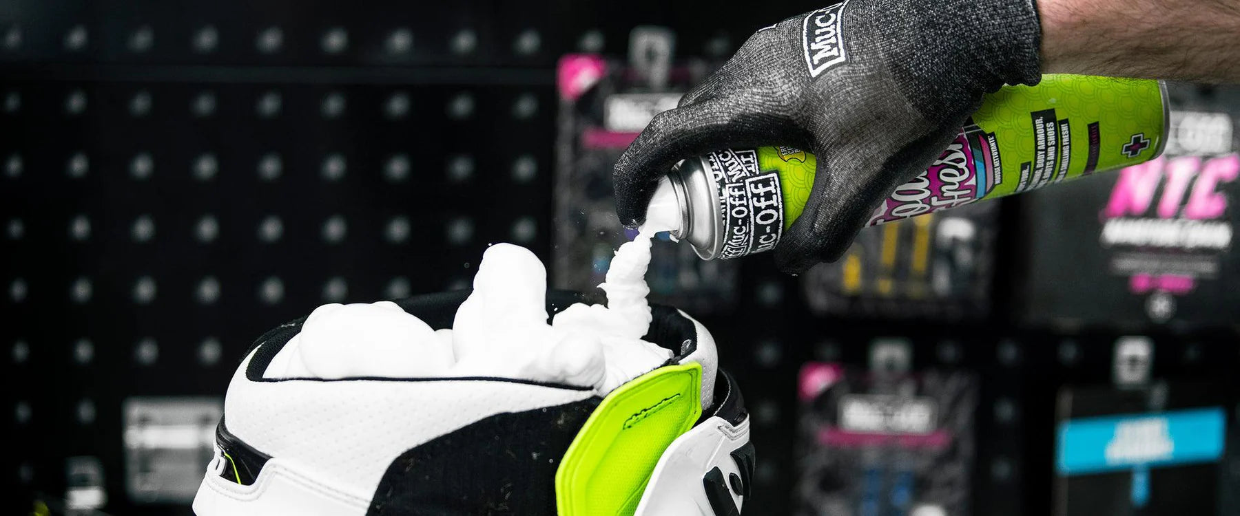 Muc-Off Foam Fresh helmet liner cleaner spray