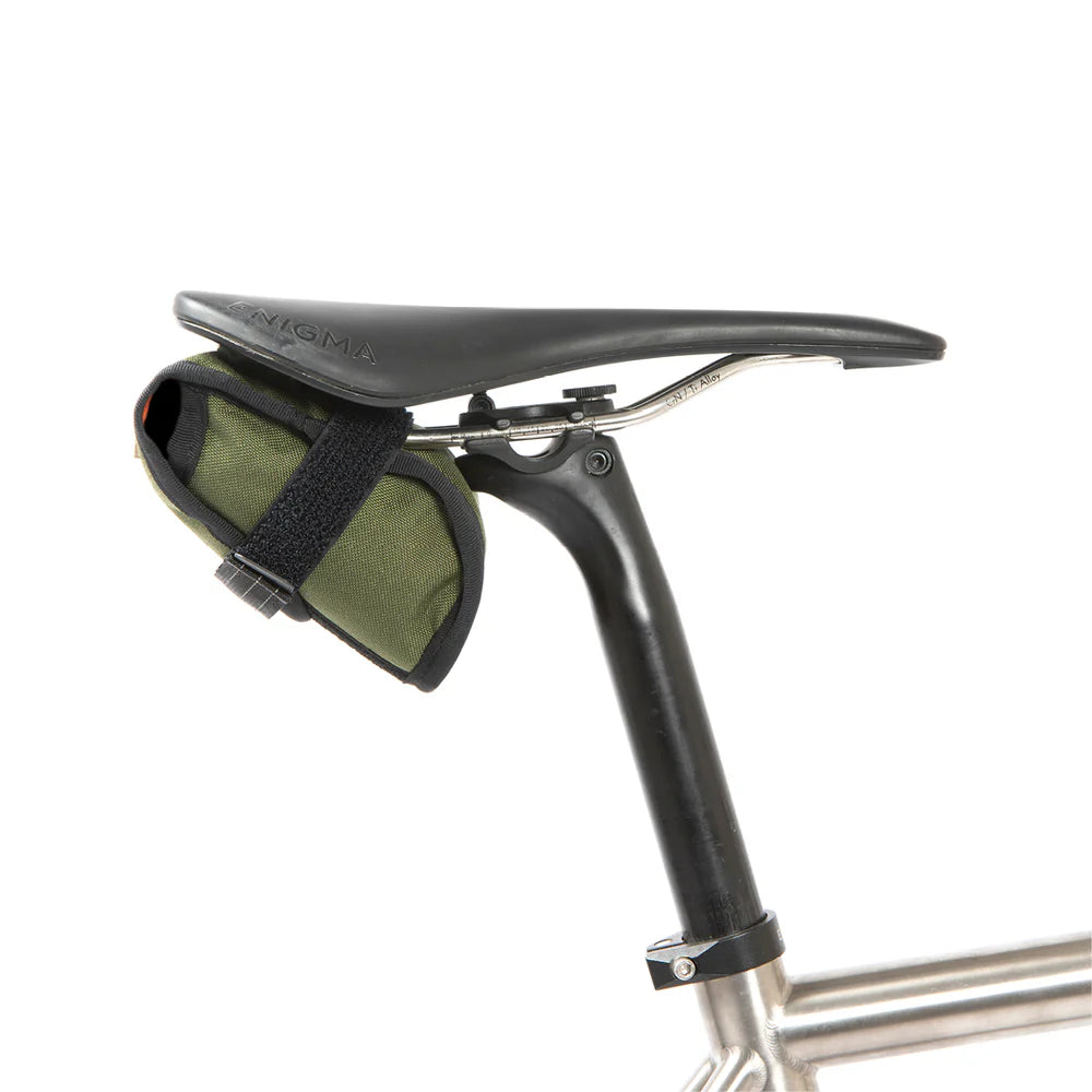 Padded bike tool pouch with internal organiser sleeve