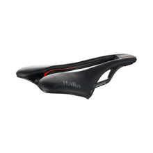 Selle Italia SLR Boost Kit Carbonio Superflow lightweight road bike saddle