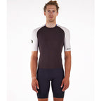 Unisex sleek fit cycling jersey by Santini in dark brown

