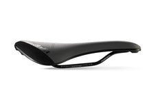 Profile view of the Selle Italia Novus Boost EVO Superflow saddle

