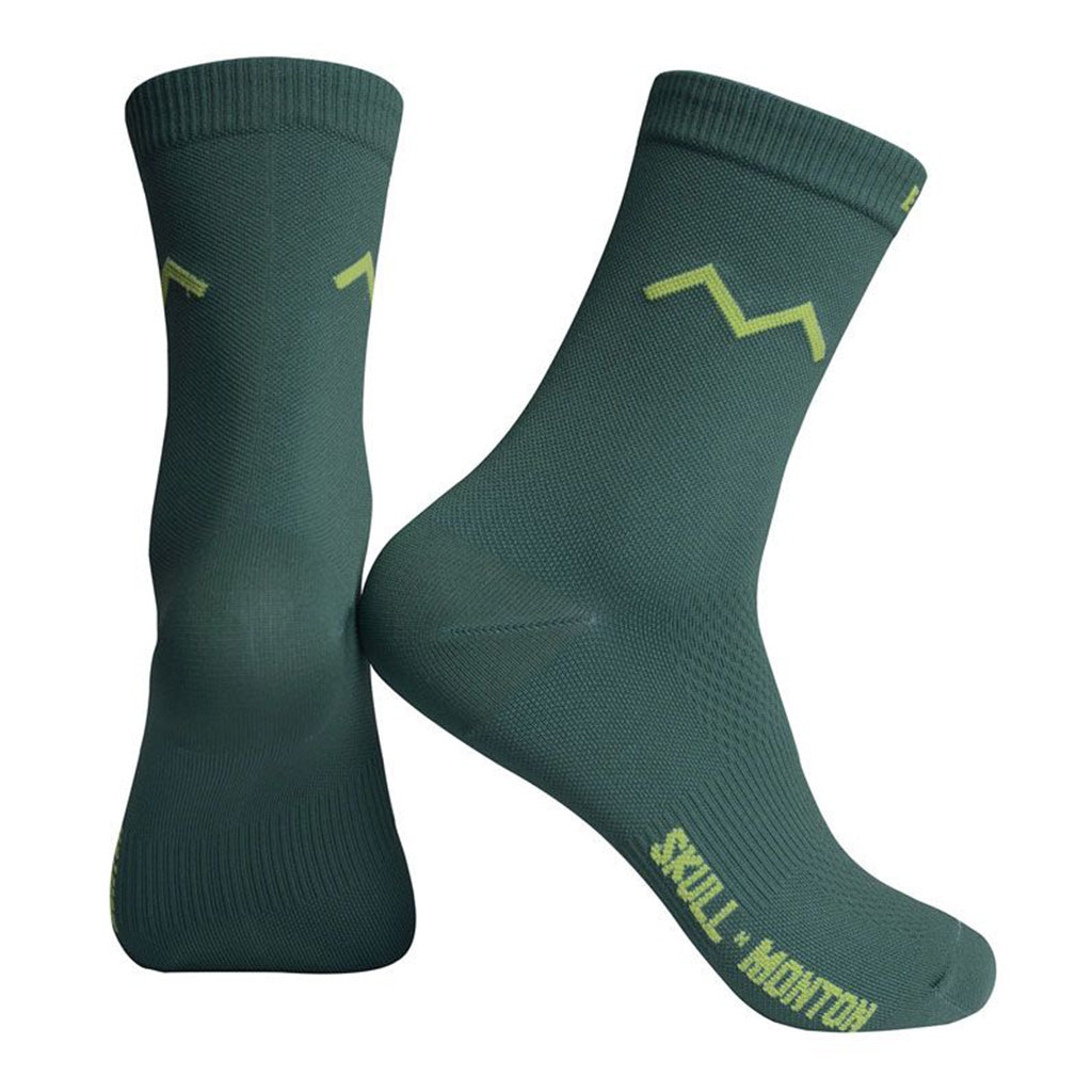 Skull Monton green cycling socks for summer rides
