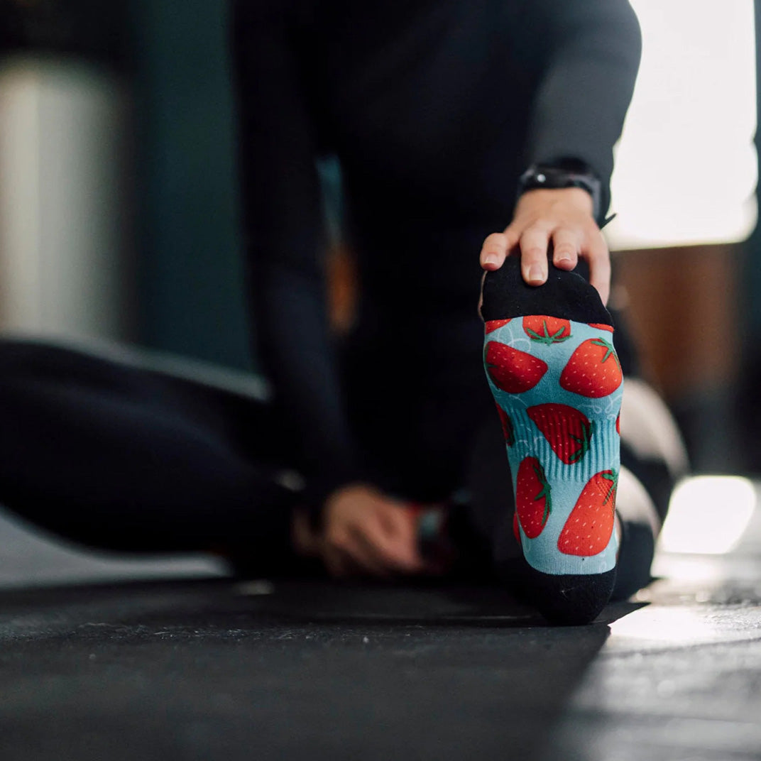 Lightweight breathable tab socks for running and cycling