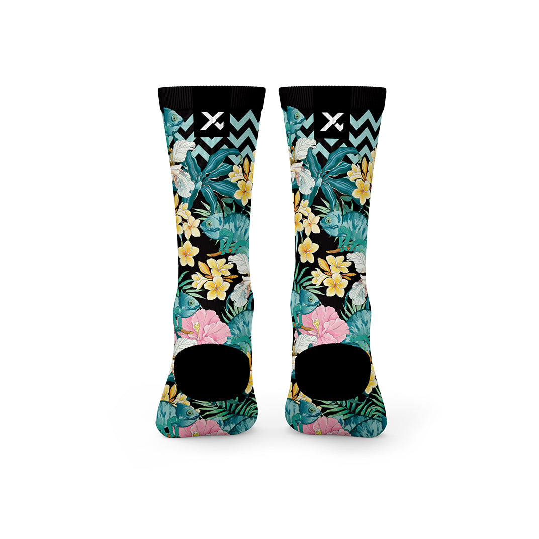 Casual sports crew socks with seamless toe comfort