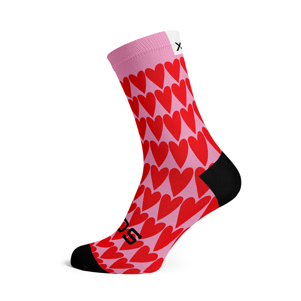 Breathable casual crew socks with heart pattern