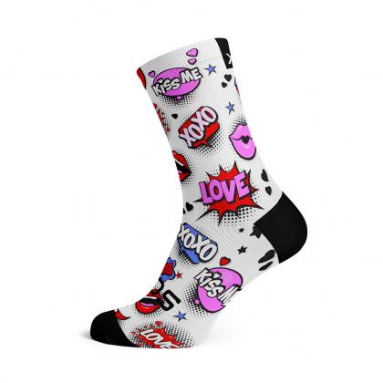 Sox Love Struck casual crew socks with romantic pattern