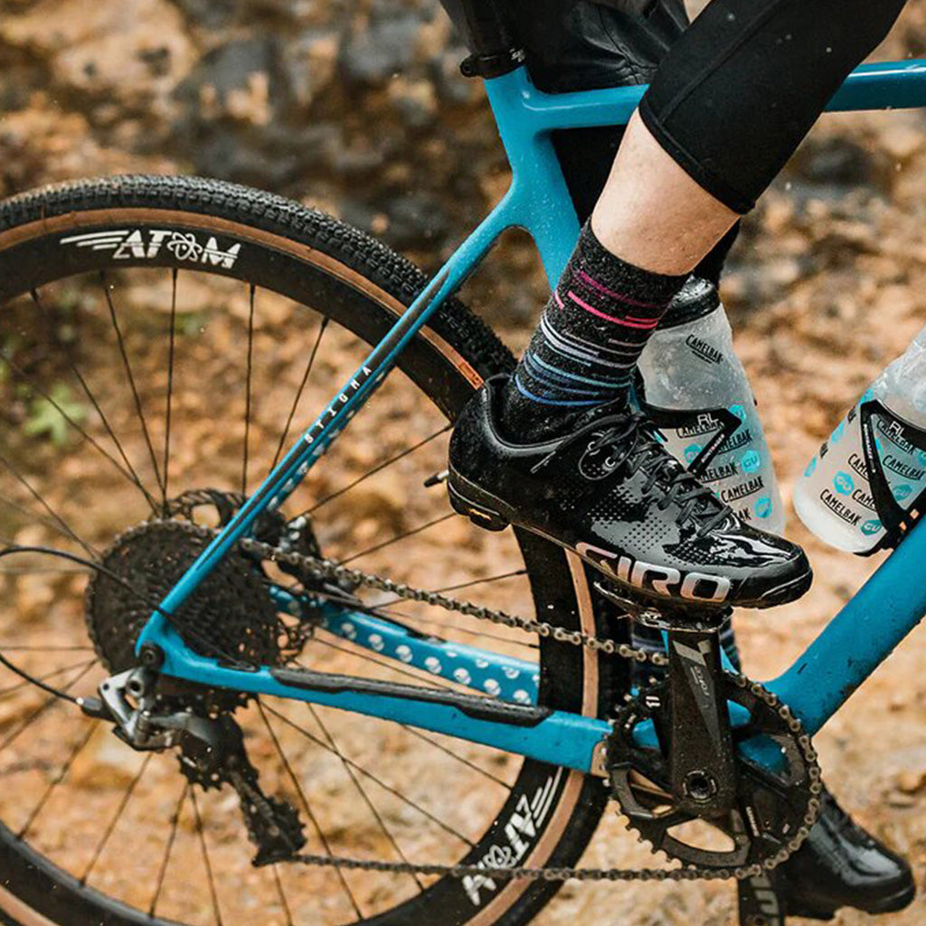 High-quality image of the WTB Riddler TCS Tubeless tire, highlighting its versatile and fast-rolling design.

