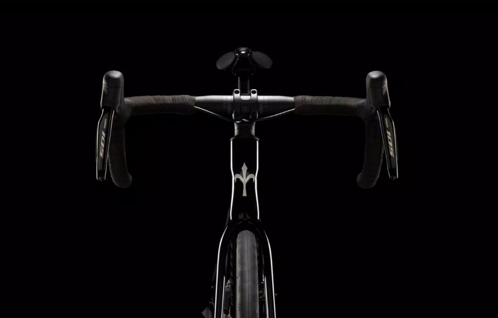  Wilier Garda Disc - a modern carbon frameset with integrated cables, shown in Black Grey.