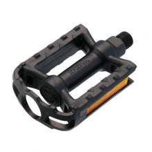 Shop Wellgo LU-937NB platform pedals for superior grip and durability
