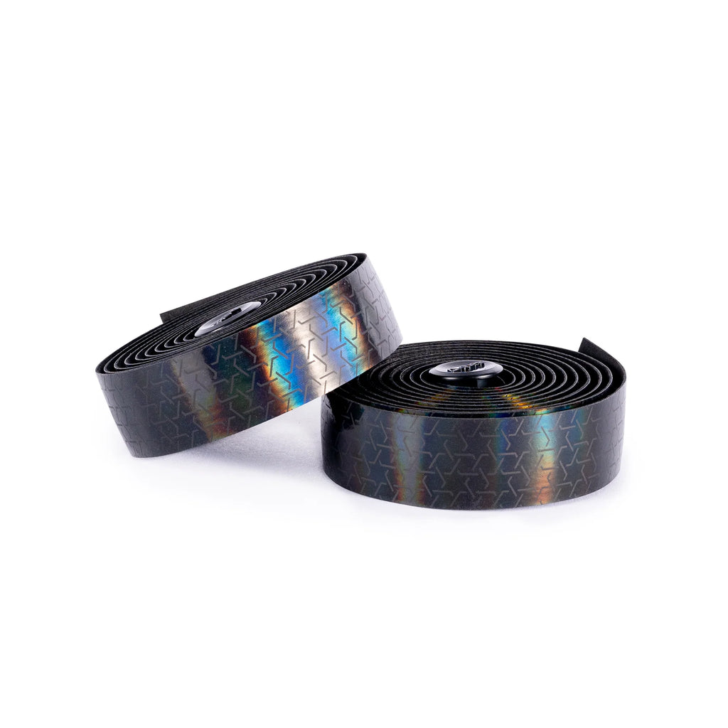 Close-up of GUEE Phantom Black handlebar tape, showcasing the durable material and exceptional hand support for comfortable riding.

