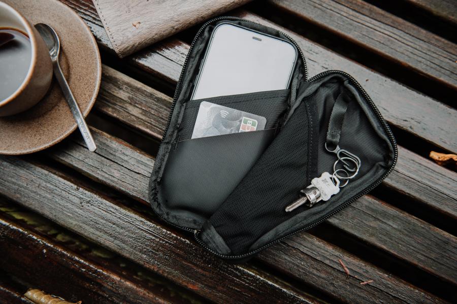 Birzman Phone Pouch - view 6