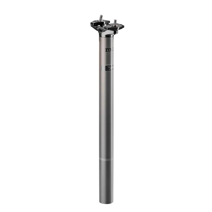 Deda RICross 0mm seatpost showcasing the carbon UD and alloy head.