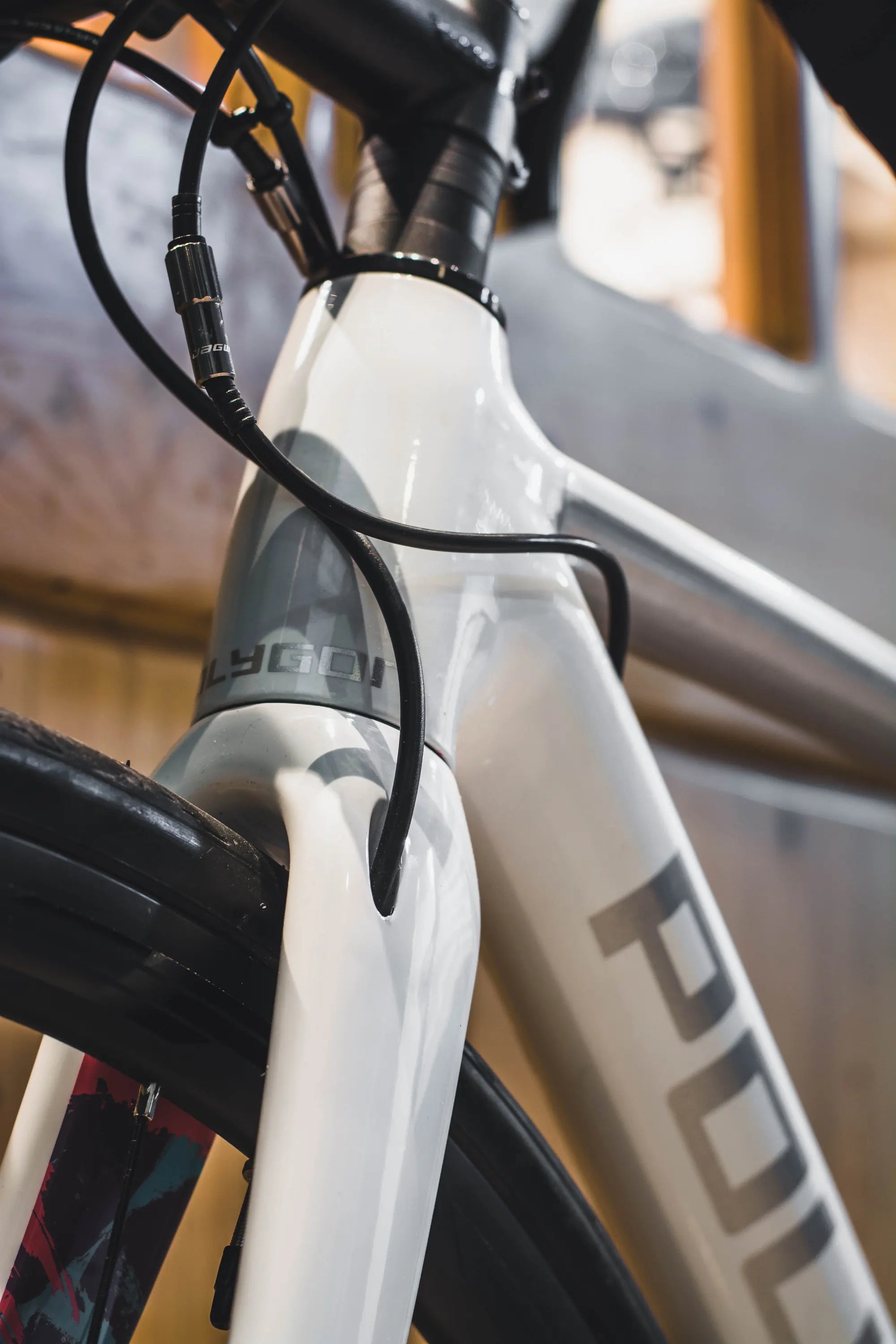 Polygon Strattos S5 Disc Brake (White)