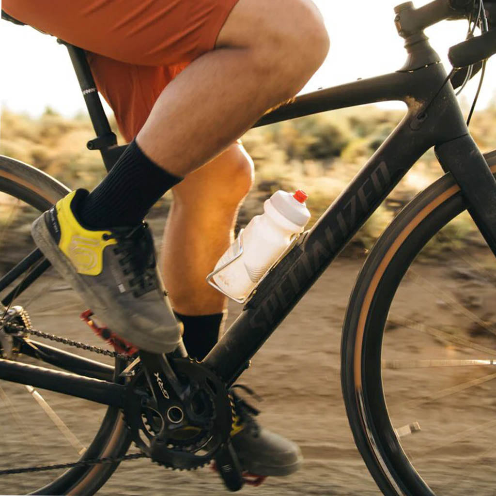 Shop Polar Breakaway Wave Bottle-Charcoal/Black (880ml) Online in India | United By Cycling