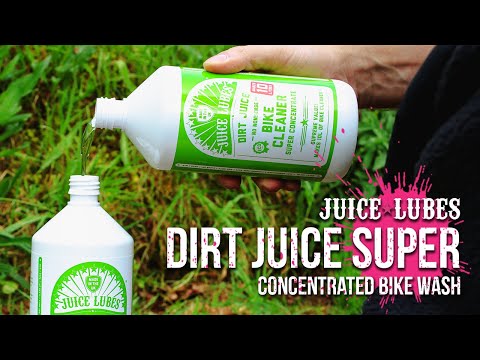 A 1-liter bottle of Juice Lubes Dirt Juice Super, an essential, highly concentrated cleaner for all types of bicycles.

