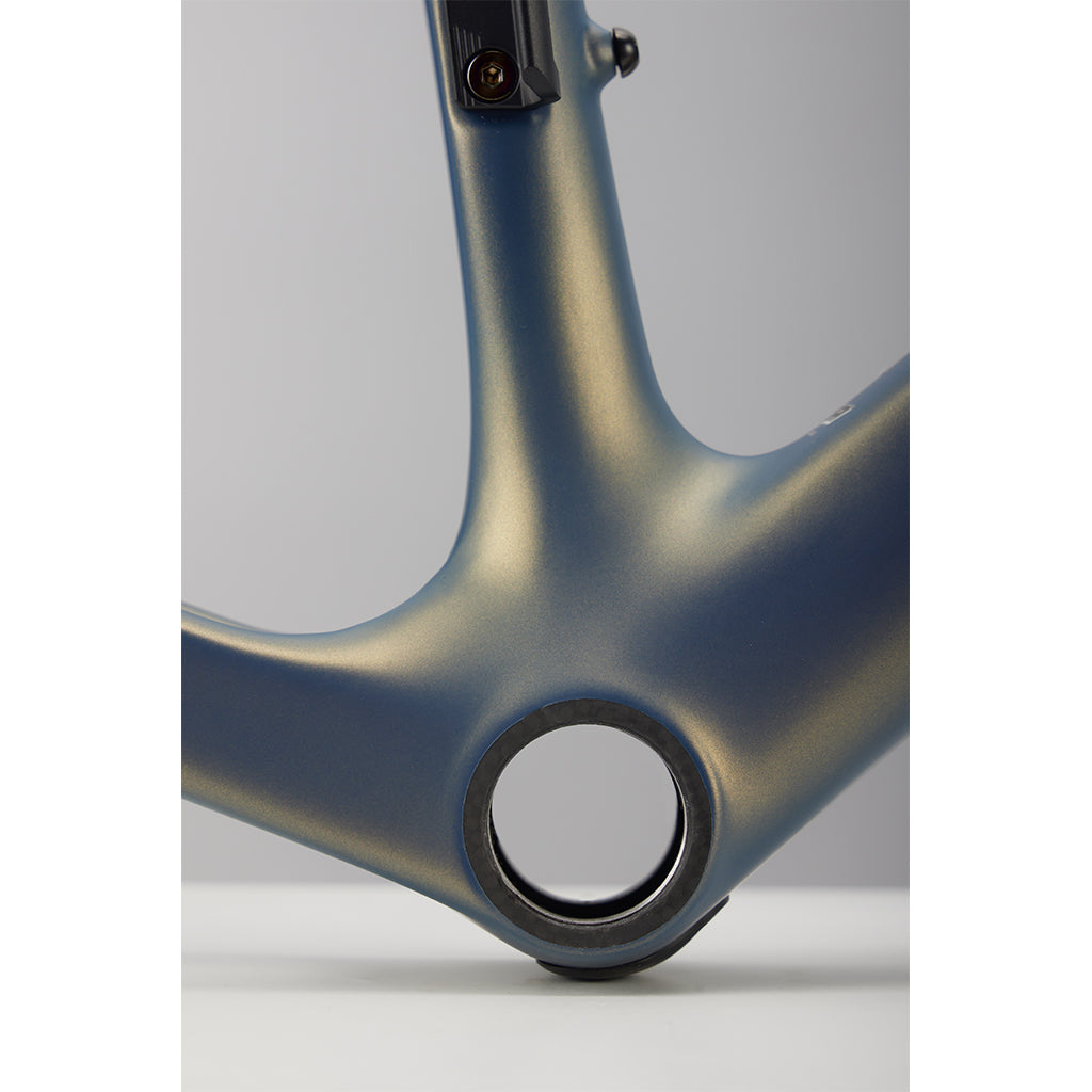 View 3 of the SEKA Spear frameset in twilight blue.