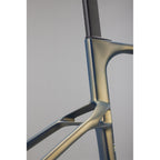 View 4 of the SEKA Spear frameset in twilight blue.
