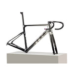 Side SEKA Spear RDC frameset in chronos.