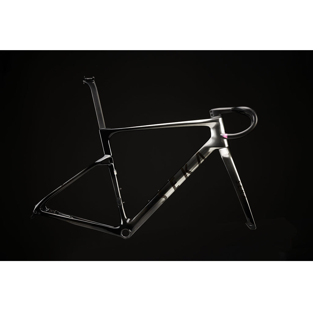 View 6 of the SEKA Spear RDC frameset in chronos.